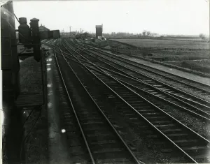 Historic Railways In England Drucke: View looking North from Ely Dock Junction box. Line to extreme right to Ely dock