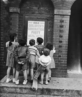 Childhood Memories UK Drucke: Announcing a Coronation Party
