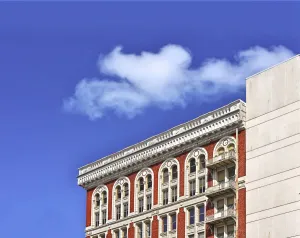 Modern Architecture Images Drucke: Cloud Over Bricks
