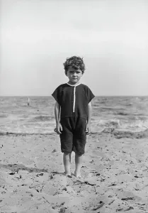Vintage Beachwear Drucke: Early 20th Century Swimsuit