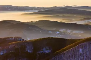 Eastern European Winter Landscapes Drucke: area, backdrops, break, central, chains, conservation, countryside, daylight, daytime