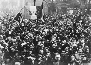 World War I Landscape Photography Drucke: Armistice Crowd