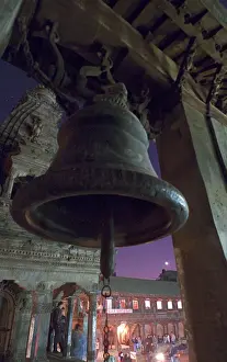 Bhaktapur Durbar Square Drucke: A Bell in the Dubar Square