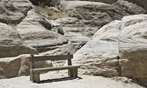 Jordan Travel Destinations Drucke: The Bench
