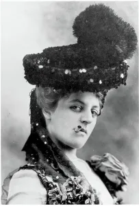 Head And Shoulders Portrait Photos Drucke: Adele Ritchie