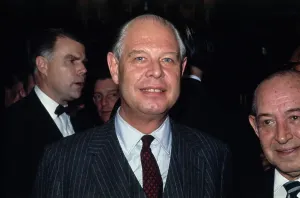 Vintage Politics Photos Drucke: Andre Forthomme