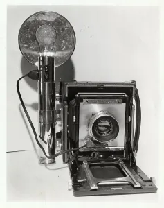 Vintage Photography Equipment Drucke: Camera with Flash Attached