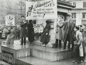 CB2 Archive Images Drucke: Citizens Protesting