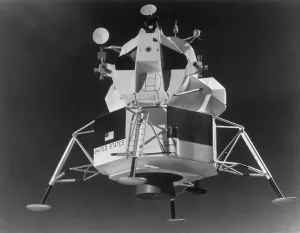 NASA Space Exploration Drucke: Close Up of Lunar Module