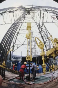 Oil Industry Equipment Drucke: Drill Aboard Cognac Platform