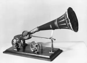 Vintage Gramophone Drucke: Earliest Gramophone Model