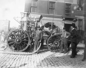 Vintage Fire Engine Drucke: Firefighters and Fire Engine