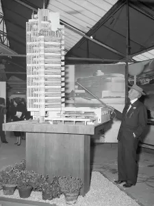 Frank Lloyd Wright