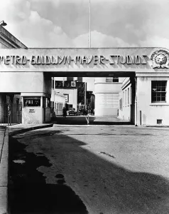 Eingang von MGM-Studios