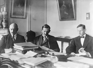 Treaty Of Versailles Drucke: German Envoy Going Over Documents