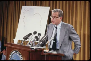 Harald Brun Talkt mit den Presse