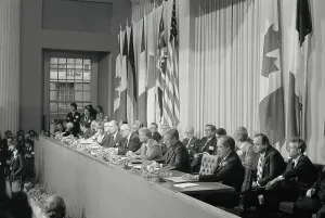 World Leaders Meeting Drucke: Helmut Schmidt Making His Final Statement