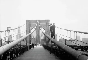 Civil Engineering History Drucke: Inspectors on Brooklyn Bridge