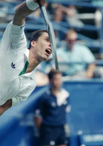 Tennis Players Drucke: Ivan Lendl Serving