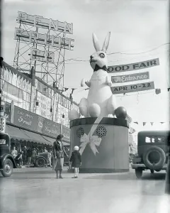 Easter Bunny Drucke: Large Easter Bunny