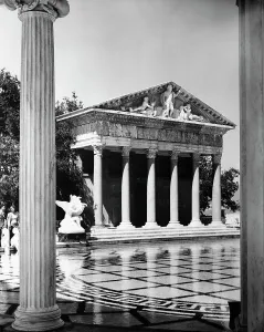 Greek Temple Architecture Drucke: Pool Of The Hearst Complex