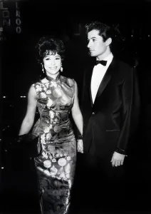 Classic Movie Premieres Drucke: Rita Moreno