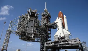 Launch Pad 39A Drucke: Space Shuttle on Launch Pad