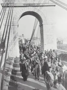 Civil Engineering History Drucke: Spanish Soldiers on French Bridge