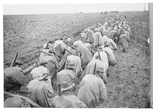 Military Training Exercises Drucke: Troops Practicing Their War Maneuvers