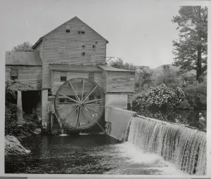 Historic Mill Building Drucke: View of Functioning Mill Built in 1830