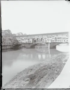 Florence Cityscape Photography Drucke: View of Ponte Vecchio