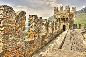 Switzerland Architecture Drucke: Castle and tower