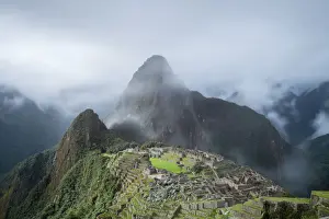 Verwandte Bilder Drucke: Klärung des Wolkenhauses von Machu Picchu