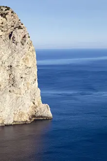 Blue Horizon Over Water Images Drucke: Cliffs at Cap de Formentor