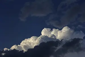 Cloudy Day Germany Drucke: Cloud front
