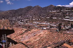 Peru Travel Destinations Drucke: Elevated view of the city of Cusco
