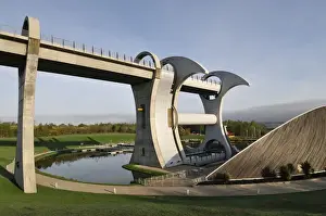 Scottish Landmark Photography Drucke: Falkirk Wheel Geometry