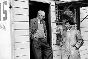 Forth Road Bridge Drucke: Forth Shopkeeper