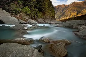 Southern Alps Photography Drucke: Glacial Stream