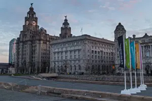 Liverpool Waterfront Drucke: Three Graces at dawn