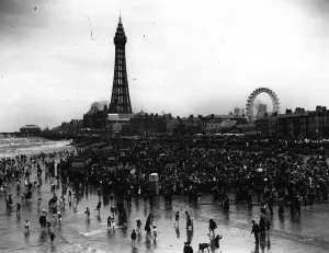Blackpool Beach Drucke: Blackpool Seafront