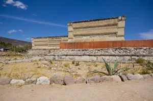 Mexico Travel Destinations Drucke: The Hall of the Columns at Mitla