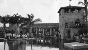 Vintage Swimming Pools Drucke: Bathing Pool