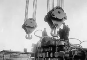 Vintage Construction Equipment Drucke: Construction Site