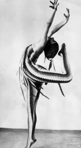 Portrait Of A Dancer Drucke: Dancer