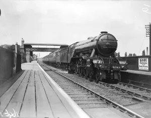 Rail Transport History Drucke: Engine In Station