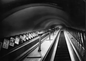 Transportation History Images Drucke: Escalator