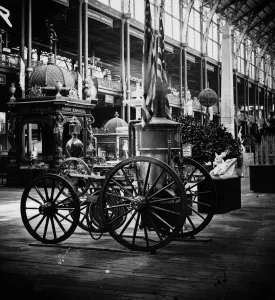 Historic Firefighting Equipment Drucke: Fire Engine