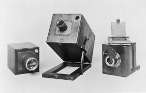 Early Photography Equipment Drucke: Fox Talbots Camera