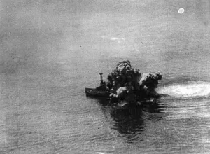 First World War Naval Battles Drucke: Ship Explodes